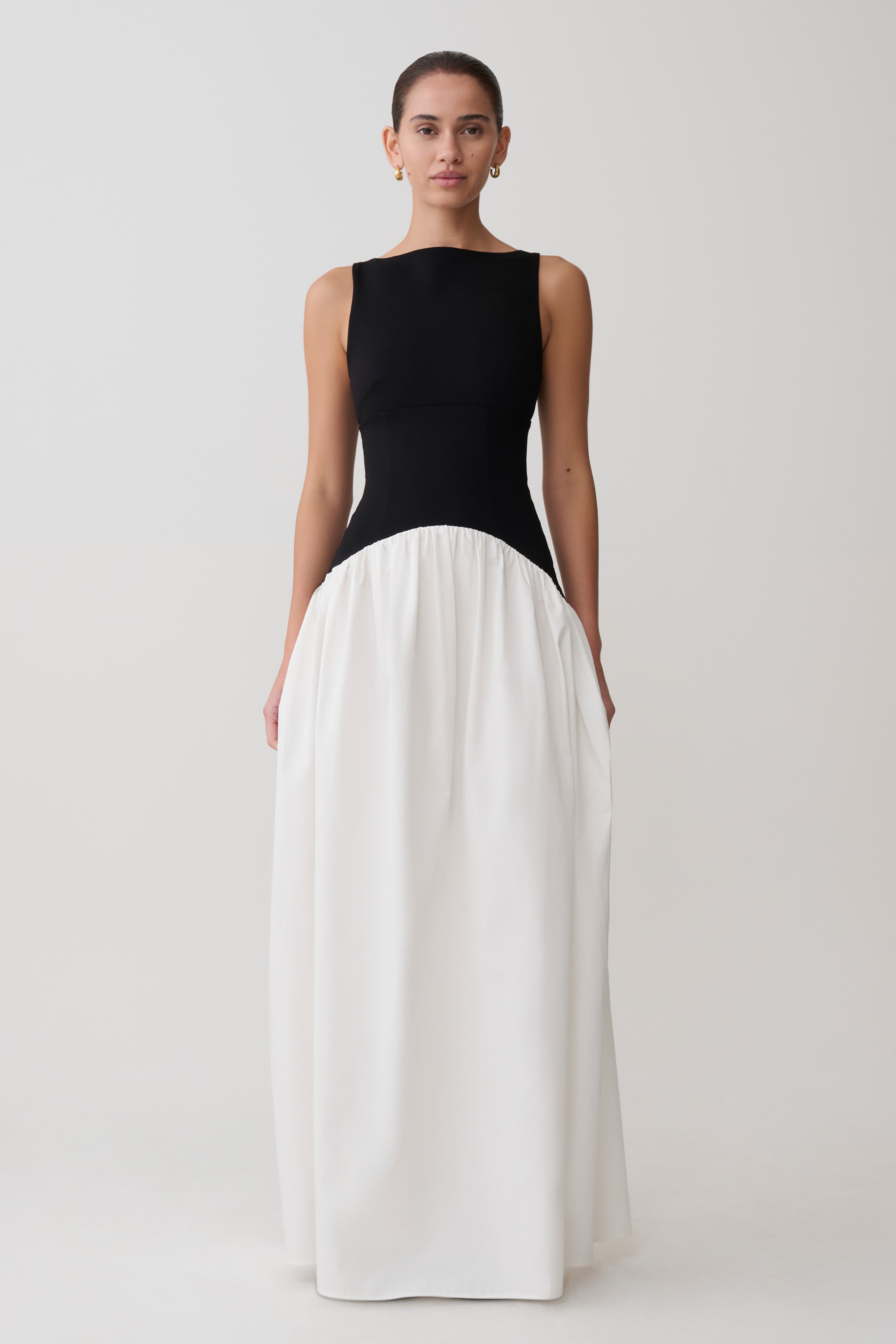 Acacia Contrast Sleeveless Maxi Dress - Black/White